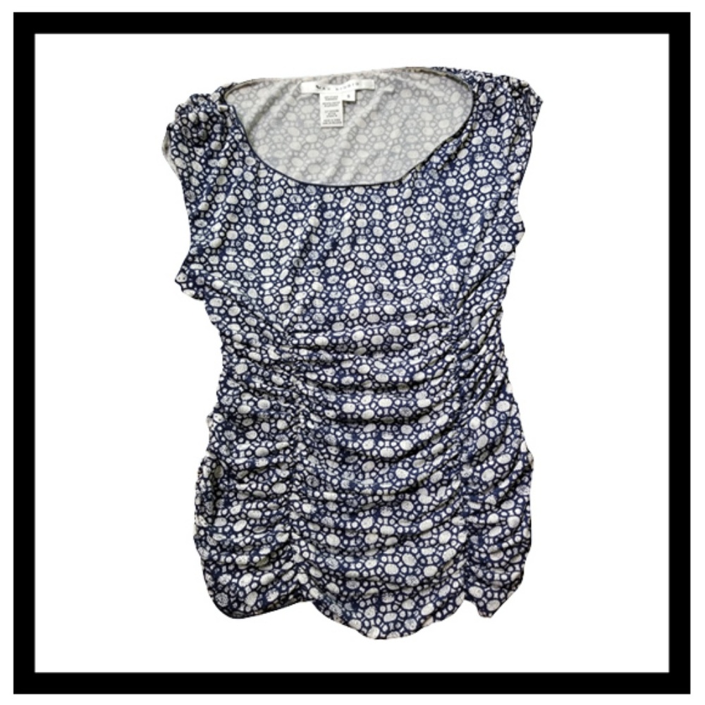 Max Studio Stretchy Top Blue Cream
Ruched

 Size S